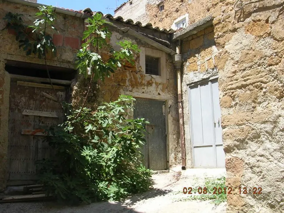 Casa de pueblo en Cianciana, Agrigento - foto 1